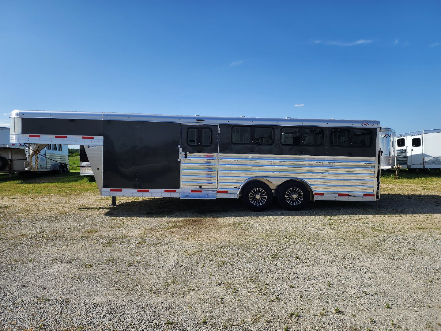 2024 EXISS Exhibitor 8022W 8 Pen / Stock Combo Trailer