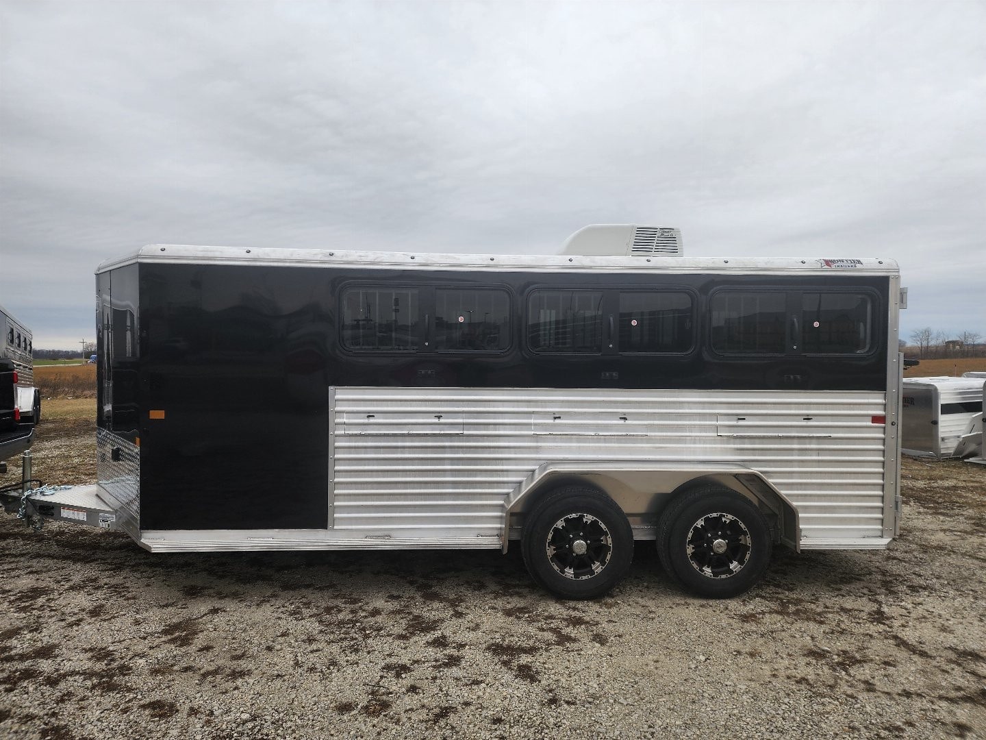 2026 Frontier Low Pro DDFW 6 Pen/ Stock Combo Trailer ( NO TRADE) DEMONSTRATOR