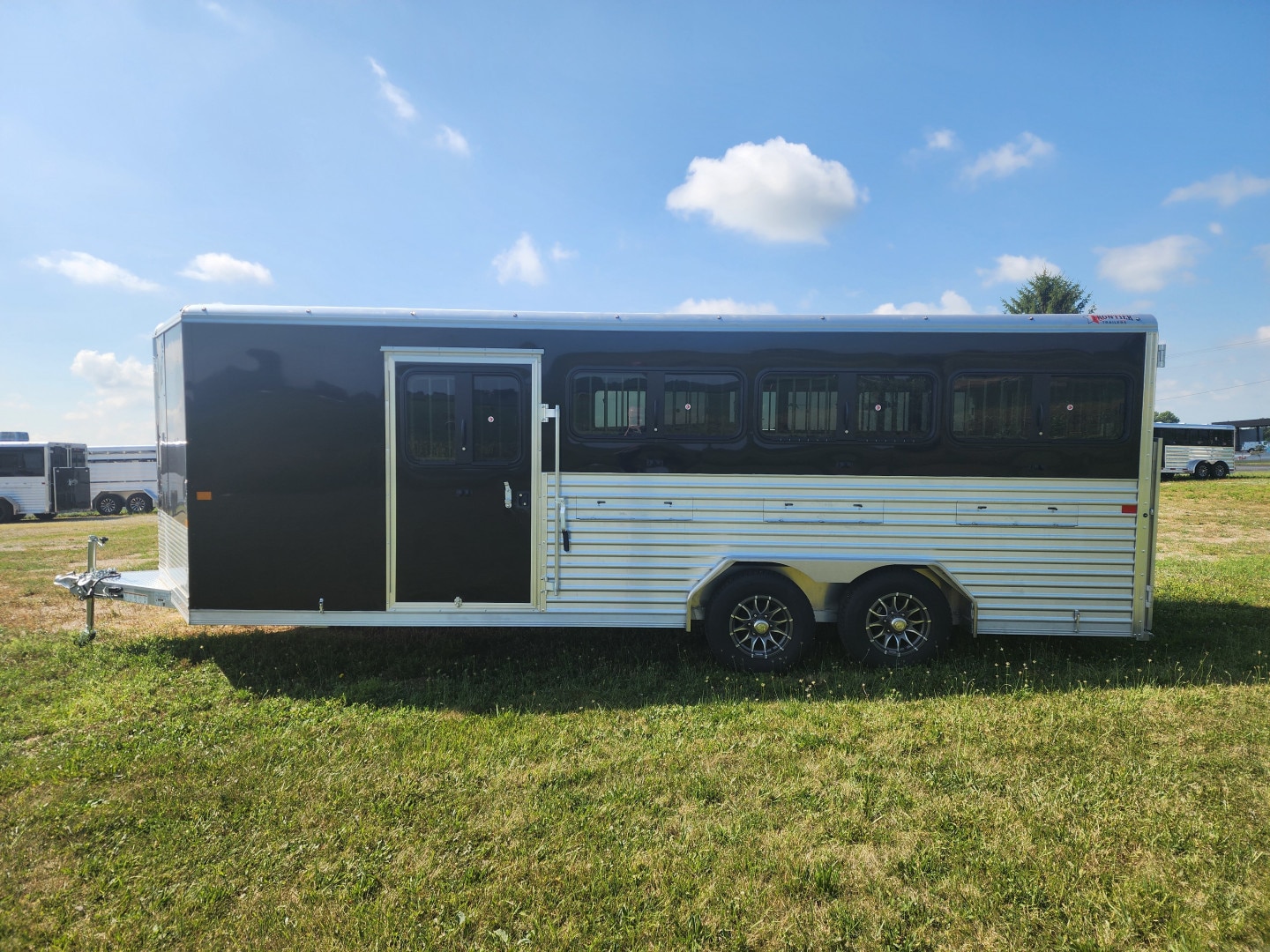2026 Frontier 8 x 20 Stock Low 8 Pen/ Stock Combo Trailer(DEMONSTRATOR NO TRADE)