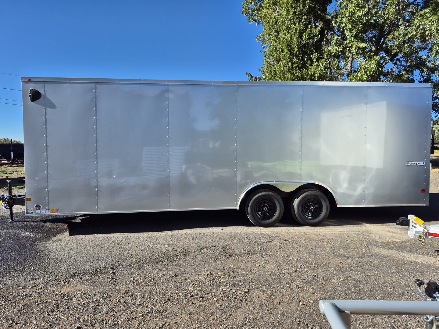 2026 Haulmark Tandem Axle Enclosed /9,990 GVWR/8.5’X24′