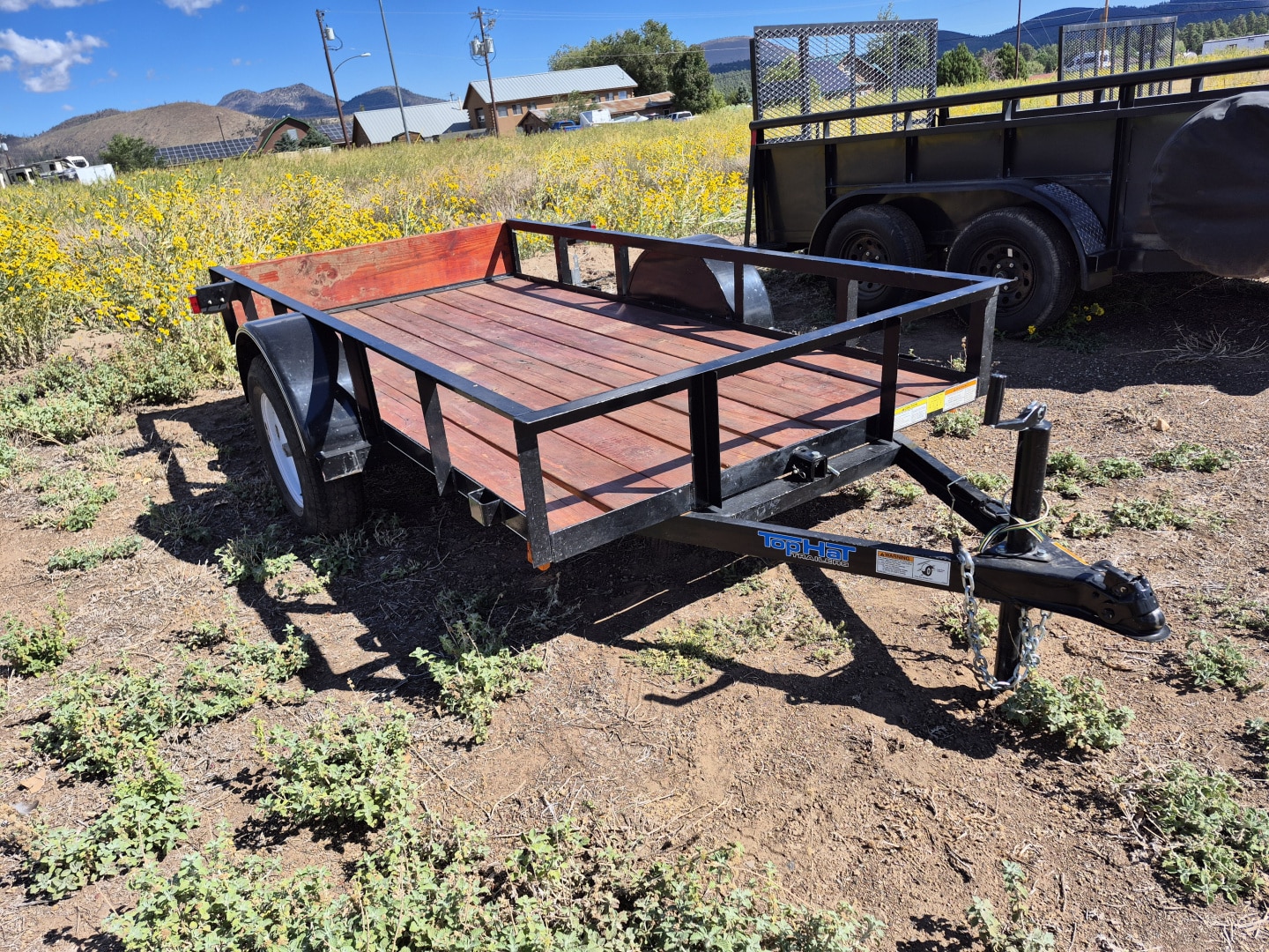 2015 Top Hat Single Axle Utility/2,990 GVWR/60″X10′