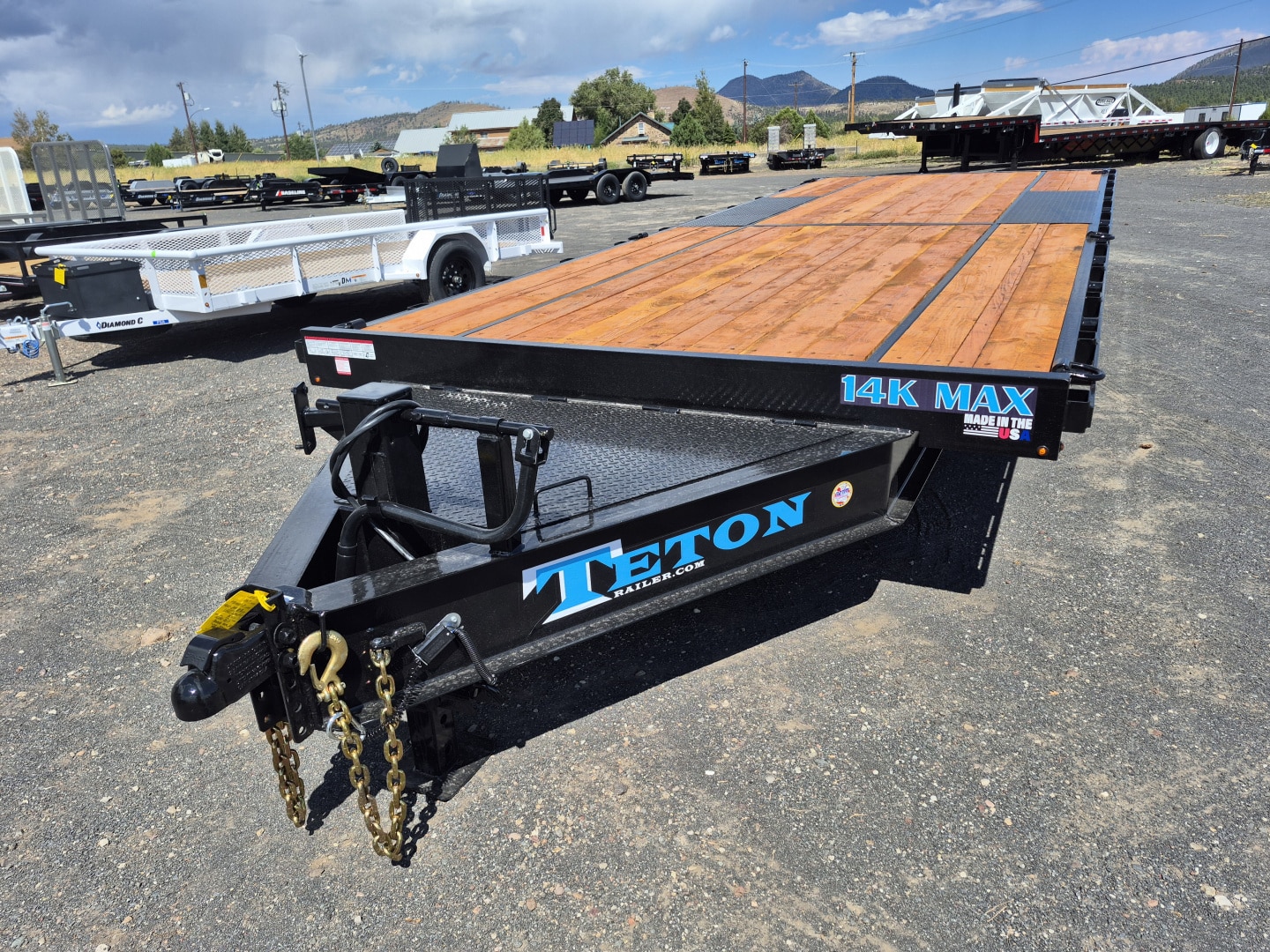 2026 Teton Tandem Axle Deckover/14,000 GVWR/102″X22′