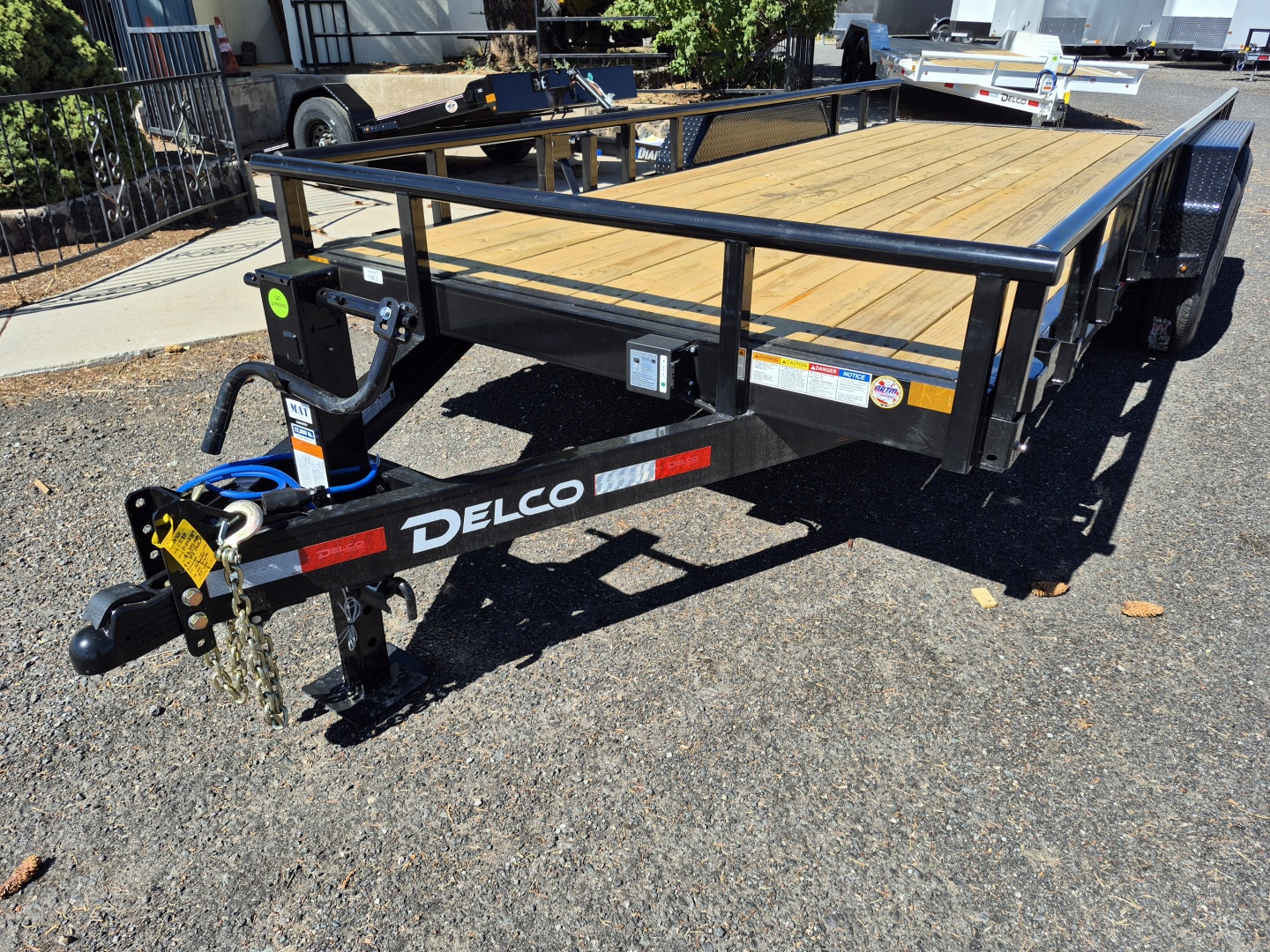 2026 Delco Tandem Axle Car Hauler/14,000 GVWR/83″X18′