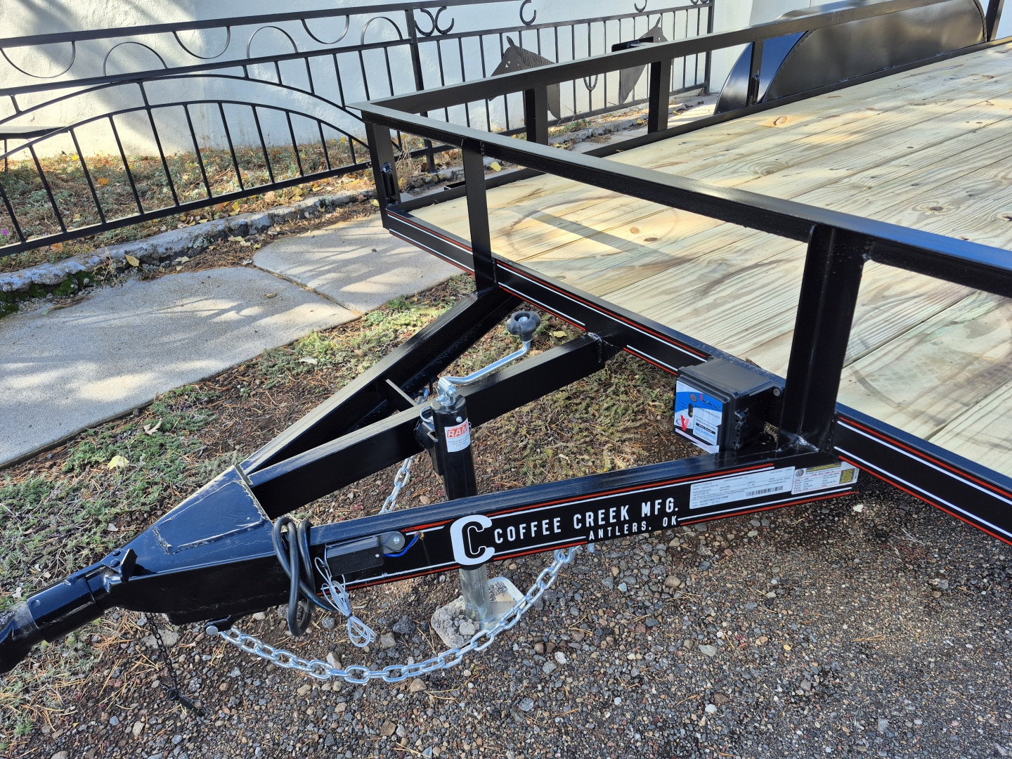 2026 Coffee Creek Tandem Axle Utility/7,000 GVWR/77″x14′