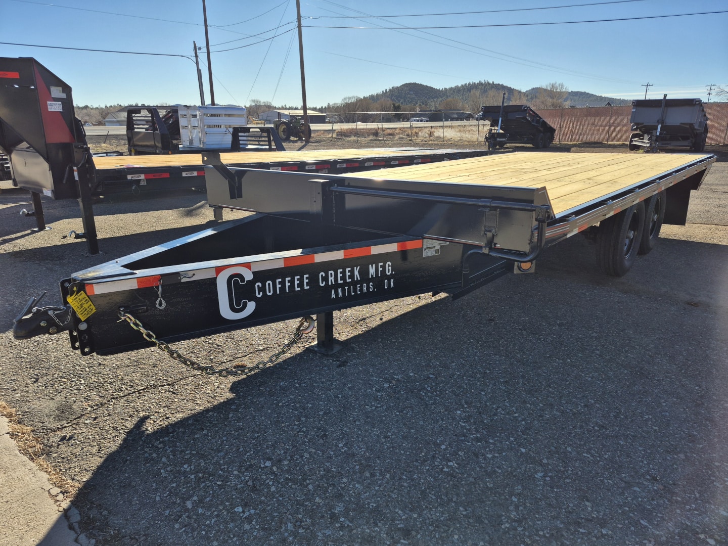 2026 Coffee Creek Tandem Axle Deckover w/ Pintle hitch/14,000 GVWR/102″X20′