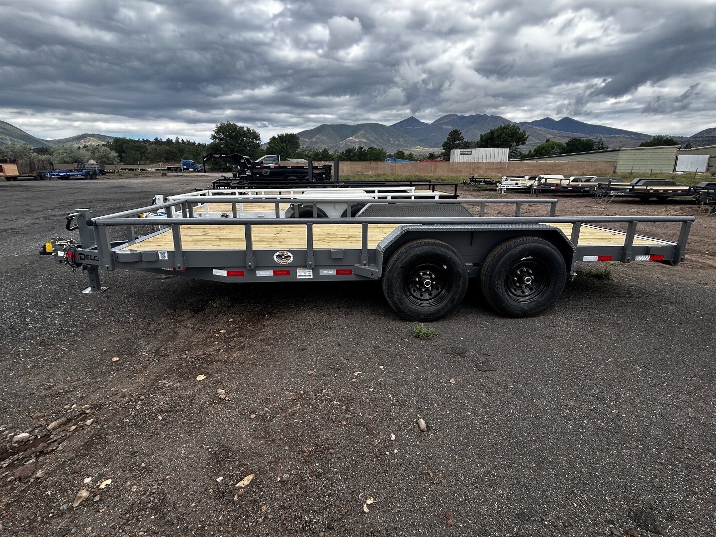 2025 Delco Tandem Axle Car Hauler/14,000 GVWR/83″x18′