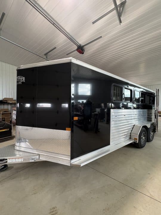 2026 Frontier 6 Pen Trailer